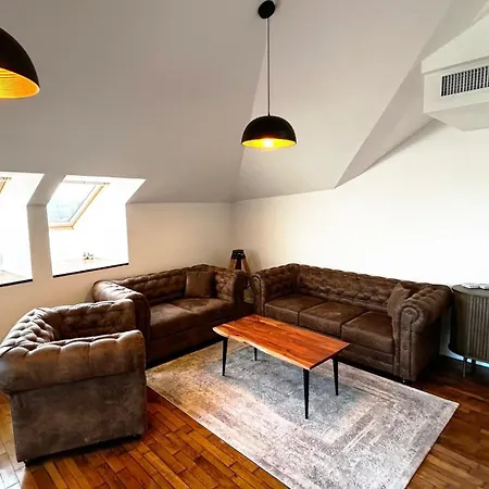 Casa Damadian *