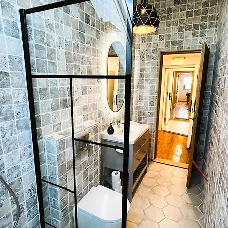 Casa Damadian Apartamento Constanţa